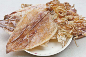 鱿鱼干怎么泡发 鱿鱼干太硬怎么做好吃