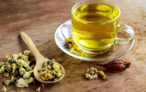 晚上能喝菊花茶吗 喝菊花茶和睡眠关系