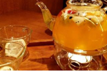 远离一吃就胖的食物 试试中药减肥茶