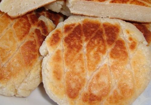 奶渣饼是哪里的特色美食 怎么做好吃