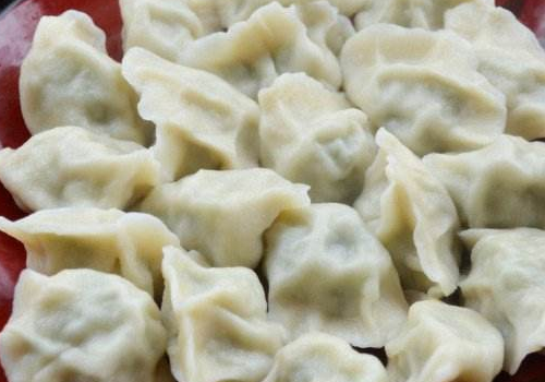 过年吃饺子还是汤圆 春节吃汤圆的寓意