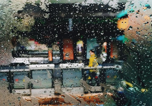 孕妇梦见下雨是什么意思 是生男生女