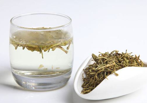 孕妇上火喉咙痛吃什么好得最快 可以喝金银花茶吗