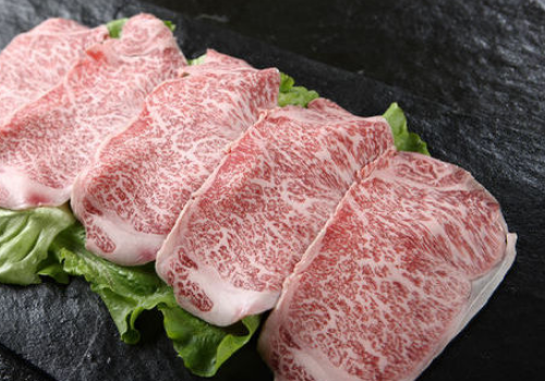 霜降牛肉是雪花牛肉吗 有哪些营养和功效