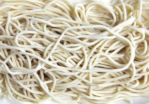 宝宝吃面条可以放什么材料 吃了有什么好处