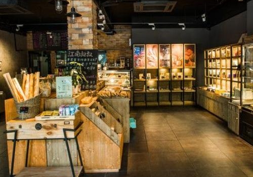 开面包店需要多少钱 师傅多少钱一个月