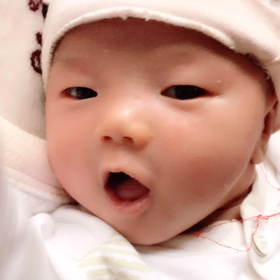 宝宝攒肚子一般几个月 多大开始攒肚