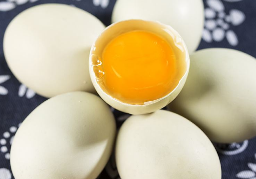 产妇坐月子一天能吃几个鸡蛋 能吃煎鸡蛋吗