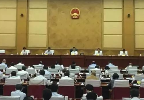 独身子女护理假什么时候决定的 什么时候实施