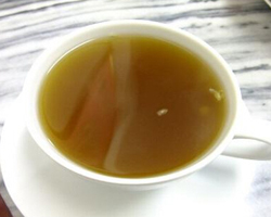 孕期吃什么可以缓解呕吐恶心 这些食物可以尝试