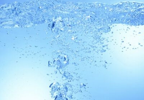 人体每天要消耗多少水分呢 水分占体重多少正常