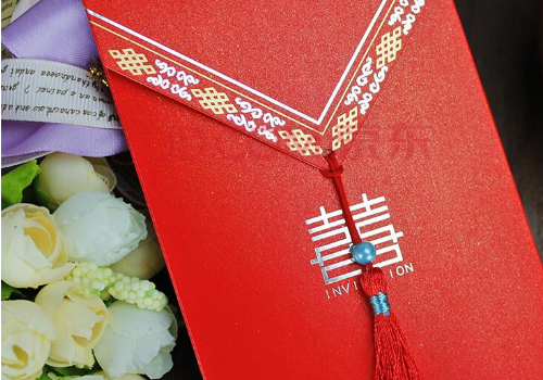 结婚请柬用什么字体好 用什么颜色好