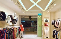 海口服装店装修如何更吸引人