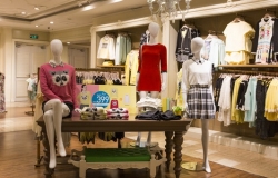 秦皇岛服装店装修